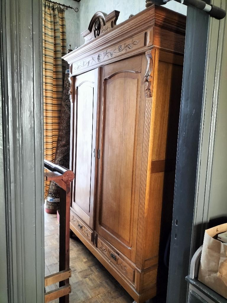 Ancienne garde-robes, Maison & Meubles, Enlèvement, Utilisé, Avec tiroir(s)