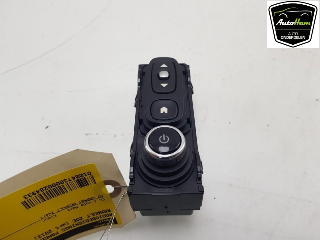 PANNEAU DE COMMANDE RADIO Renault Zoé (AG) (|253B08825R|), Utilisé, Renault