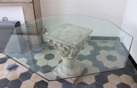 Intacte glazen tafel op stenen zuil, Huis en Inrichting, Tafels | Eettafels, Ophalen, Glas