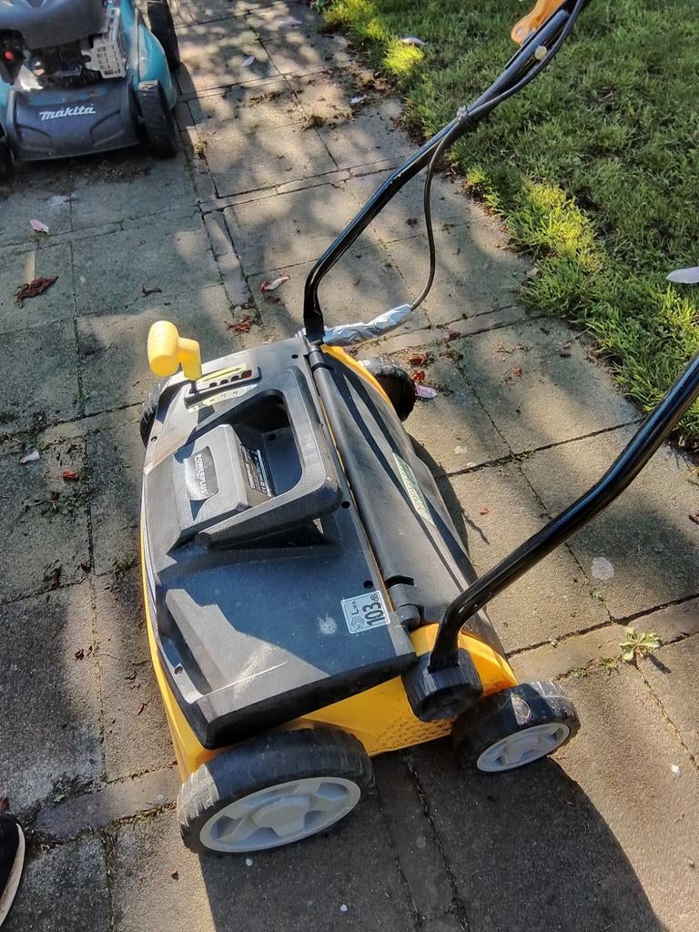 Verticuteermachine elektrisch., Tuin en Terras, Verticuteermachines, Ophalen, Elektrisch