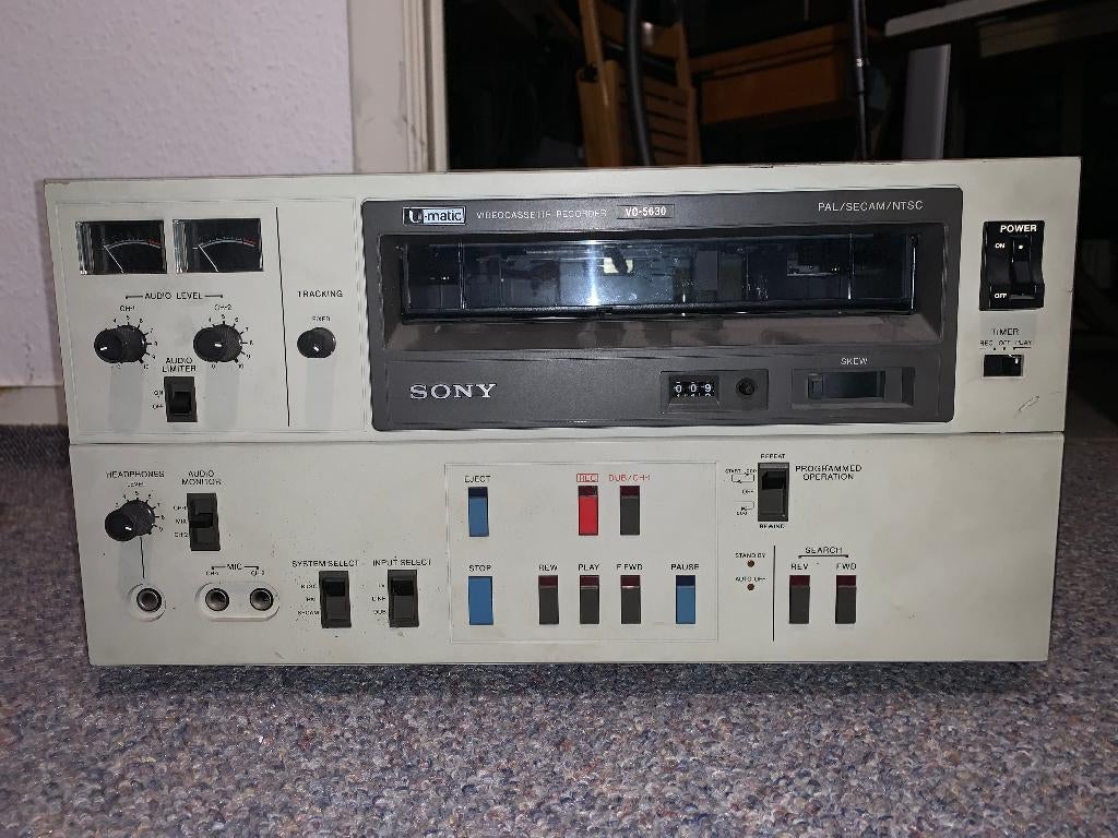 SONY VO-5630 U-MATIC Speler, Audio, Tv en Foto, Videospelers, Ophalen