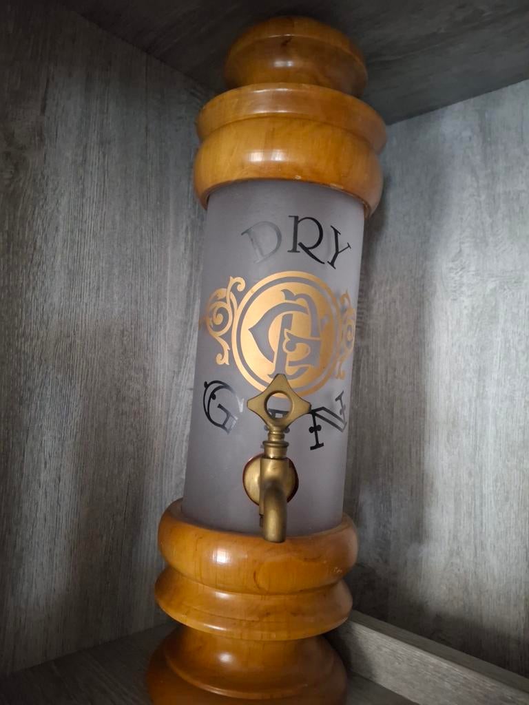 Oude gin kan met kraantje, Huis en Inrichting, Ophalen