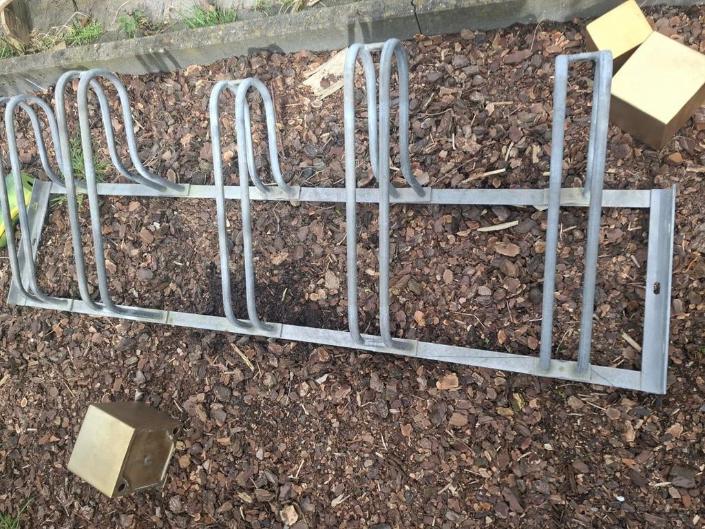 Fietsenrek 5 fietsen, Ophalen