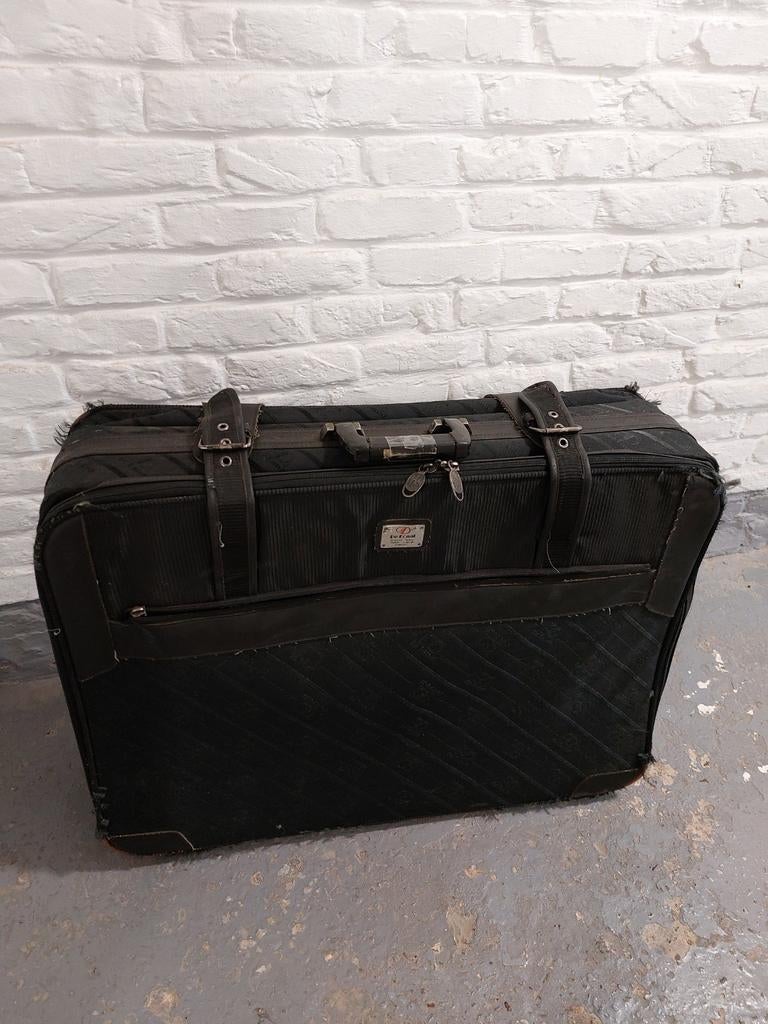 Valise pour rangements, Enlèvement