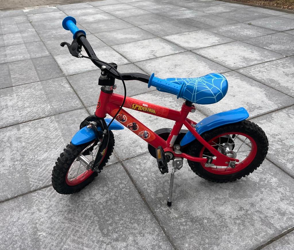 Kinderfiets Spiderman 12 inch, Fietsen en Brommers, Fietsen | Kinderfietsjes, Ophalen, Zo goed als nieuw