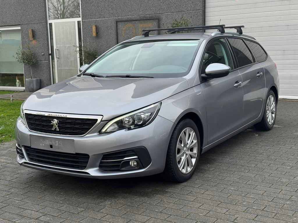 PEUGEOT 308 SW/2019/Essence/110 000 km/Carplay/Approuvé, Autos, Argent ou Gris, Achat, Euro 6, Entreprise