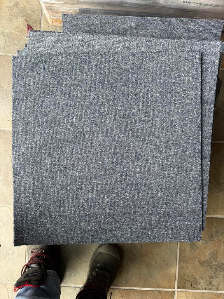 Gratis tapijttegels 50 op 50, Huis en Inrichting, Ophalen, Gebruikt