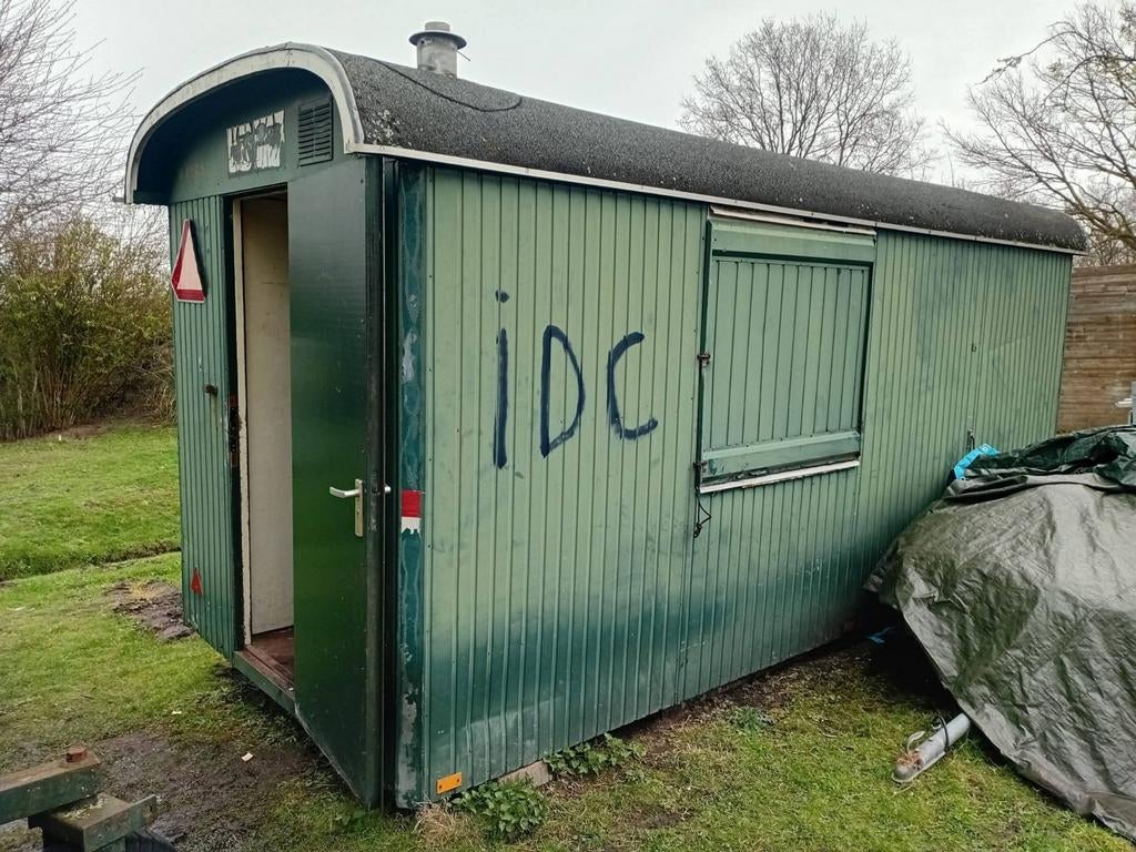 Bouwkeet  pipowagen opknapper., Ophalen