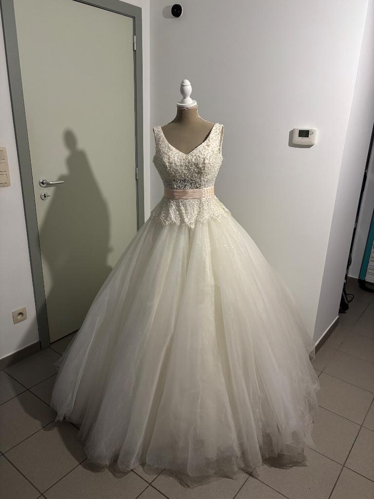 Bruidsjurk Maat M, Trouwjurk, Wit, Nieuw, Ophalen