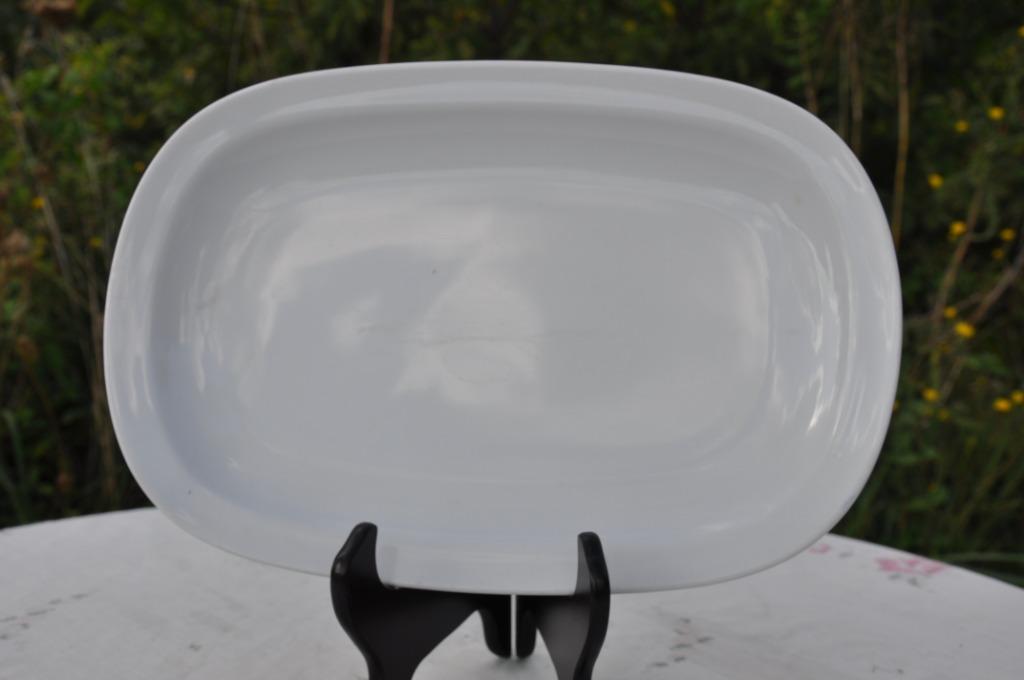 plat ovals faience blanche mitterteich bavaria, Huis en Inrichting, Ophalen of Verzenden, Gebruikt, Keramiek, Kom(men)