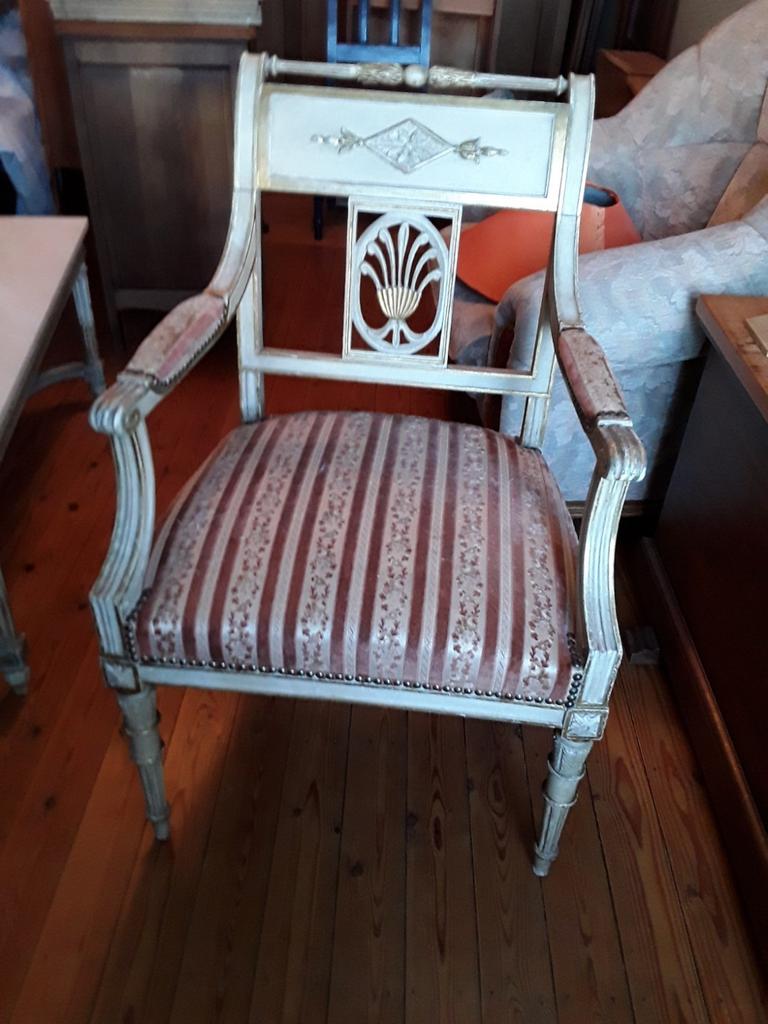 Petit fauteuil, Antiquités & Art