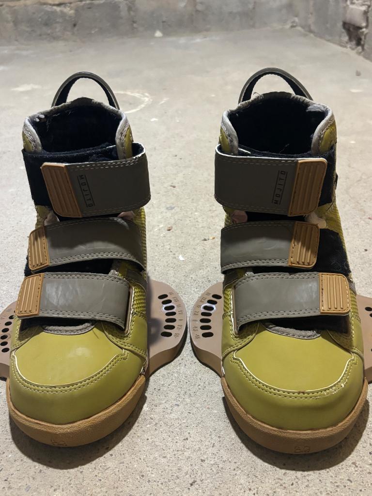 Dup unisex wakeboard binding maat 5/6 US EU 36/37, Enlèvement ou Envoi, Utilisé, Chaussures