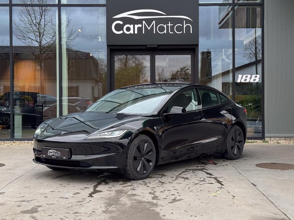 Tesla Model 3 2024 RWD Highland - NIEUW MODEL!, Autos, Tesla, Cuir, Achat, Entretenue par le concessionnaire, Noir