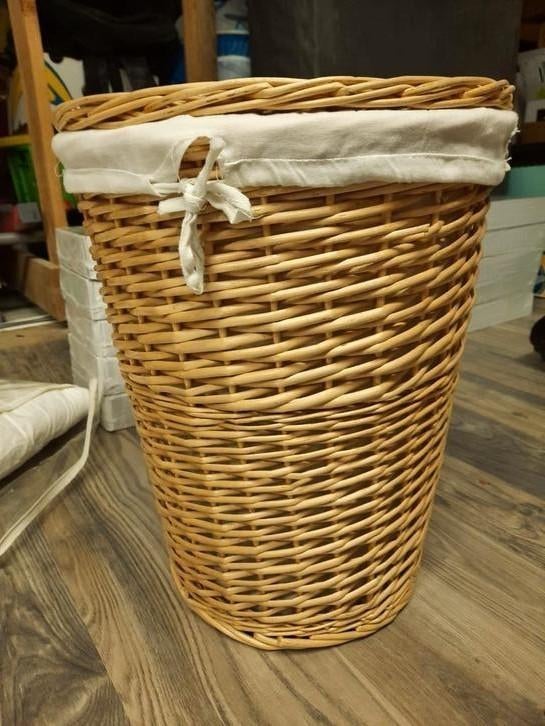 Wasmand met deksel in riet, Ophalen, Zo goed als nieuw, Overige typen