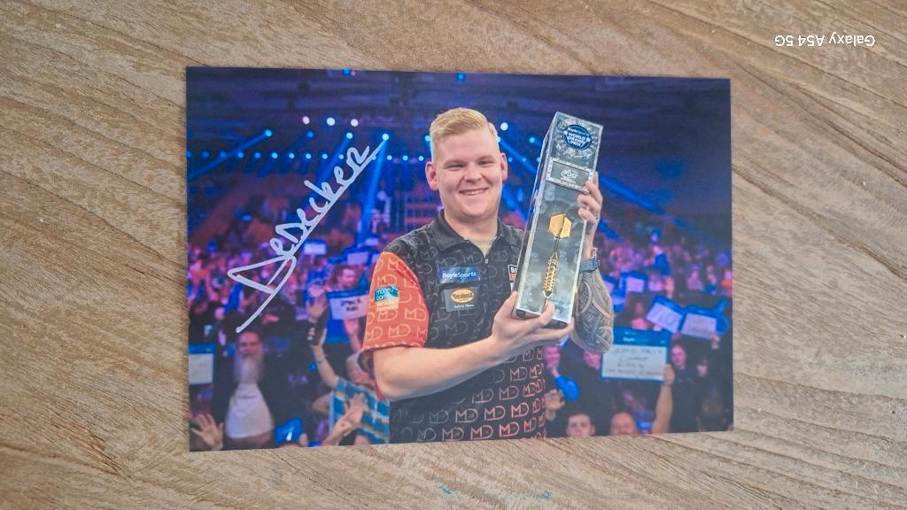Foto Mike de Decker met handtekening (print) # Darts, Sport en Fitness, Darts, Verzenden, Nieuw, Overige typen