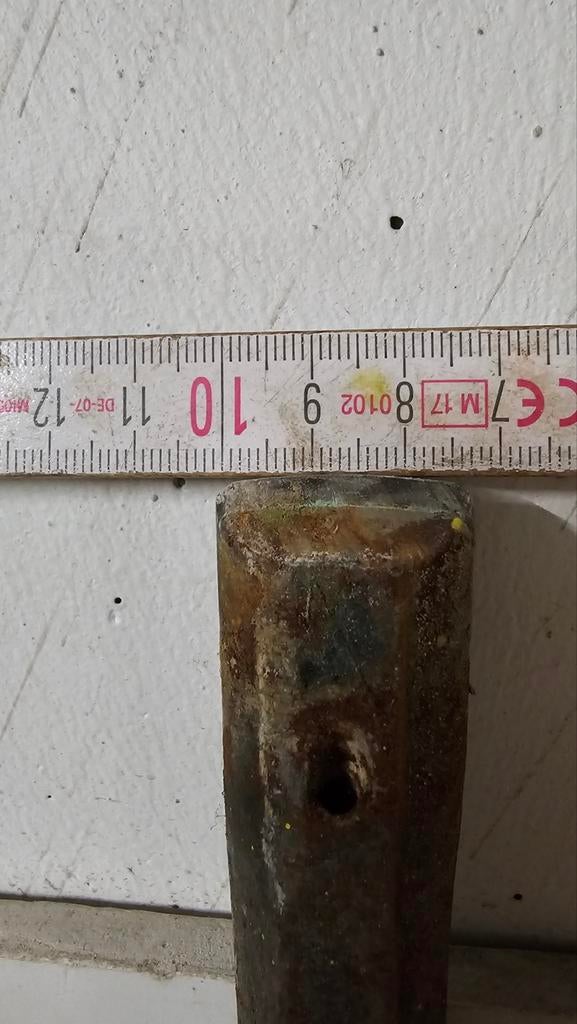 PERCEUSE 27 mm, LONGUEUR 175 CM, air comprimé, pour perçage, Enlèvement, Utilisé, 600 watts ou plus, Marteau perforateur et/ou Marteau piqueur