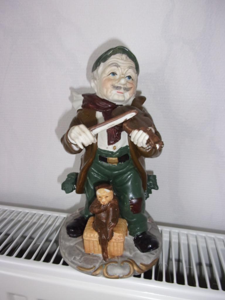 bibelot clochard avec singe, Antiquités & Art, Enlèvement ou Envoi