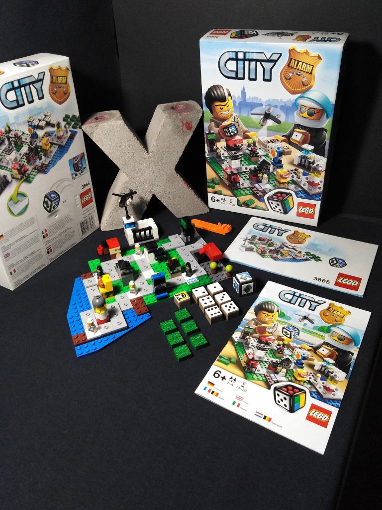 3865 City Alarm - Lego Games bordspel - collector 2012, Ophalen of Verzenden, Zo goed als nieuw, Complete set, Lego