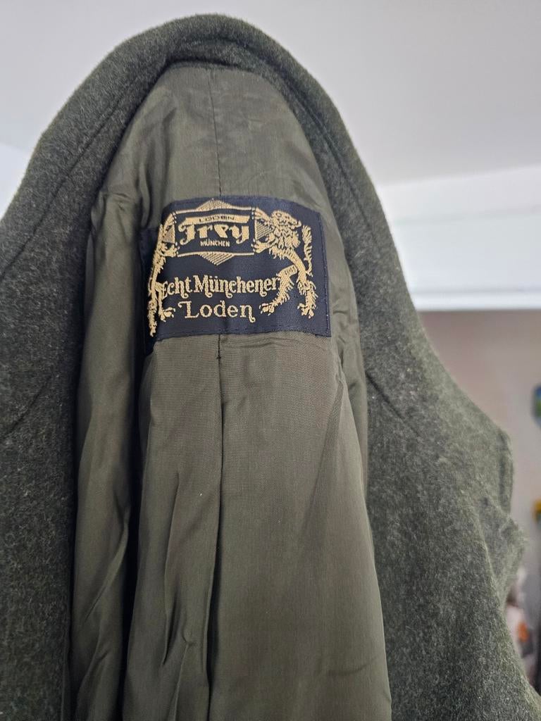 Manteau homme LODEN T52

Taille XXXL · Très bon état, Vêtements | Hommes, Enlèvement ou Envoi, Taille 52/54 (L), Vert, Porté