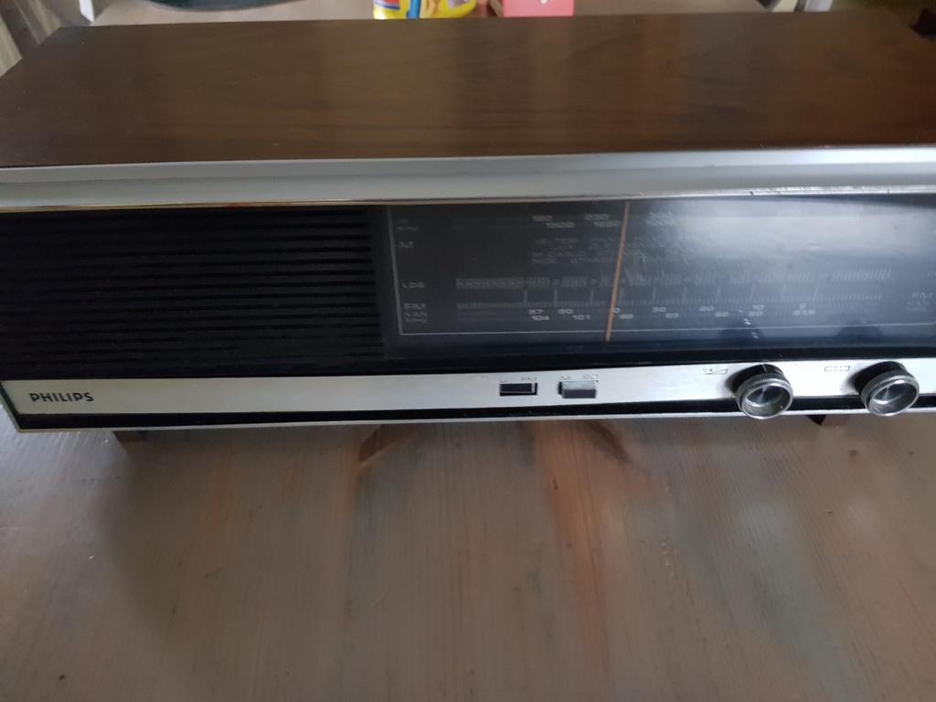 Vintage philips radio, Muziek en Instrumenten, Ophalen