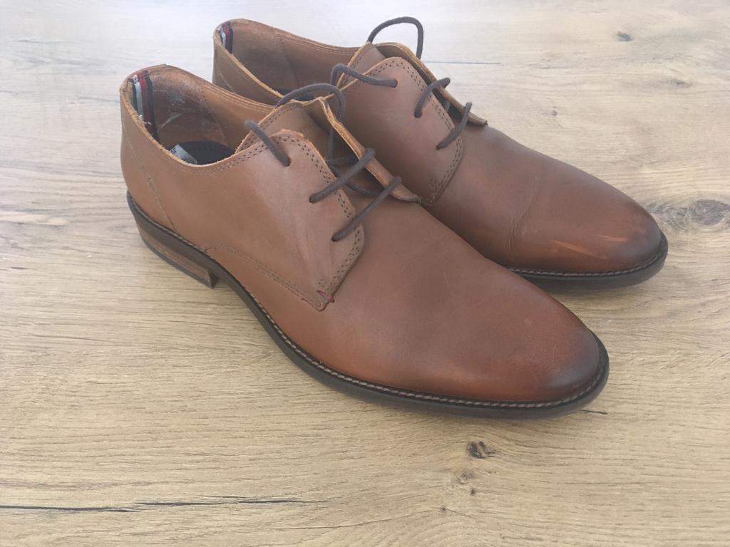 TOMMY HILFIGER DAYTONA COGNAC MAAT 40, Bruin, Tommy Hilfiger, Ophalen of Verzenden, Zo goed als nieuw