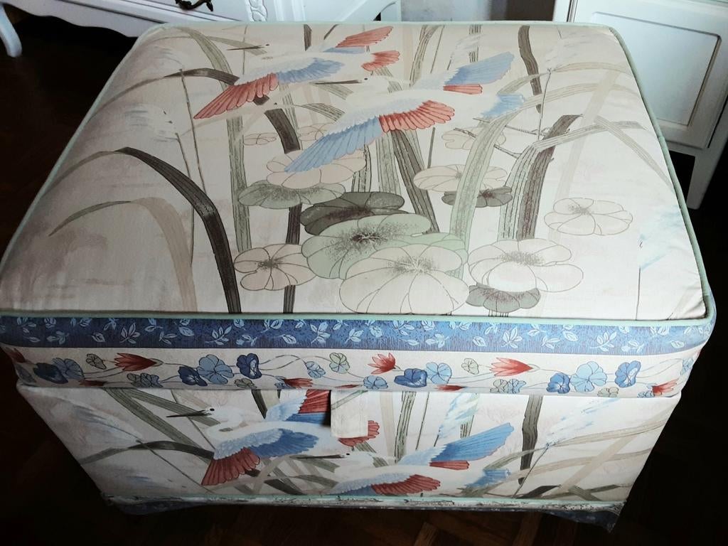 Poef zitbank met opbergruimte in perfecte staat, Ophalen, Zo goed als nieuw