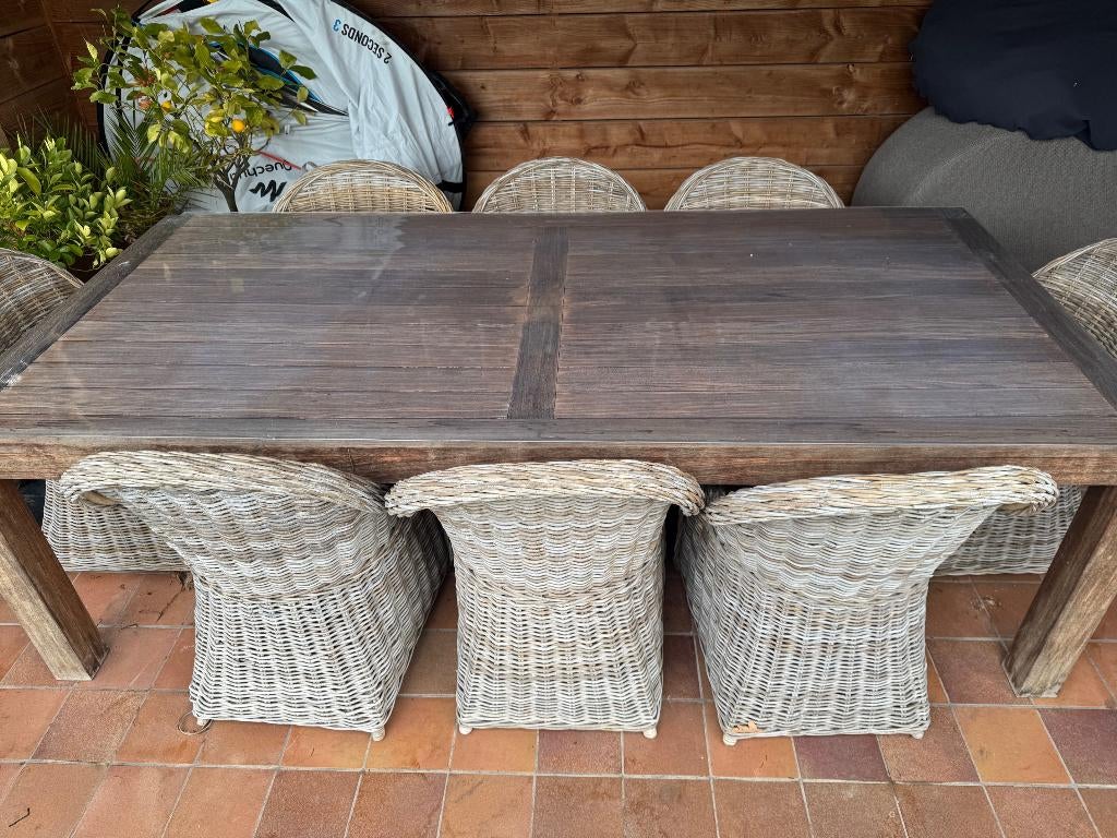 Robuuste Tuintafel + 8x Rotan Diningstoel, Ophalen, Gebruikt, Rechthoekig