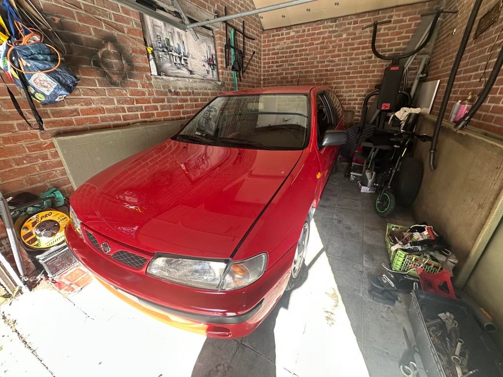 Nissan almera 1.4 essence : N15 tres beau coupe sport, Autos, Nissan, Almera, Achat, Particulier, 3 portes