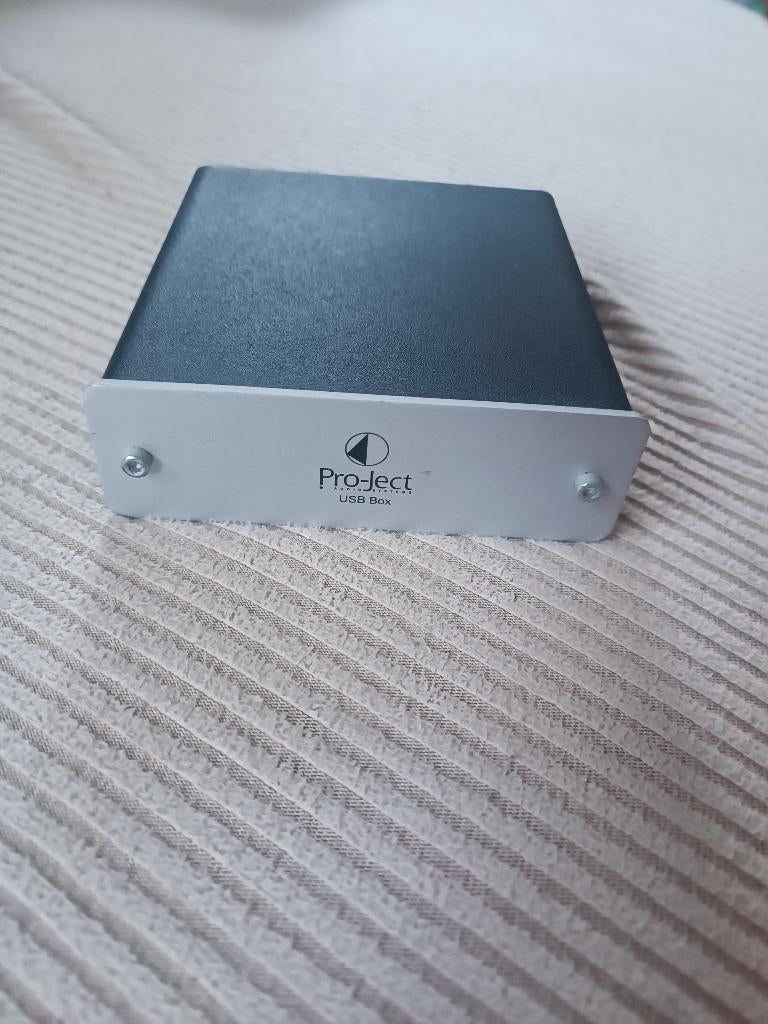 Pro-Ject USB Box, TV, Hi-fi & Vidéo, Convertisseurs, Comme neuf, Enlèvement