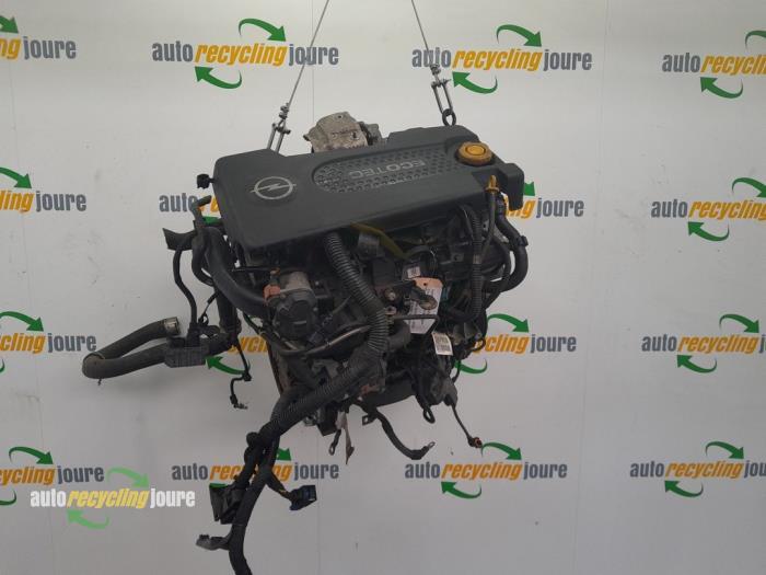 Moteur d'un Opel Corsa, -, -, Opel, 3 mois de garantie