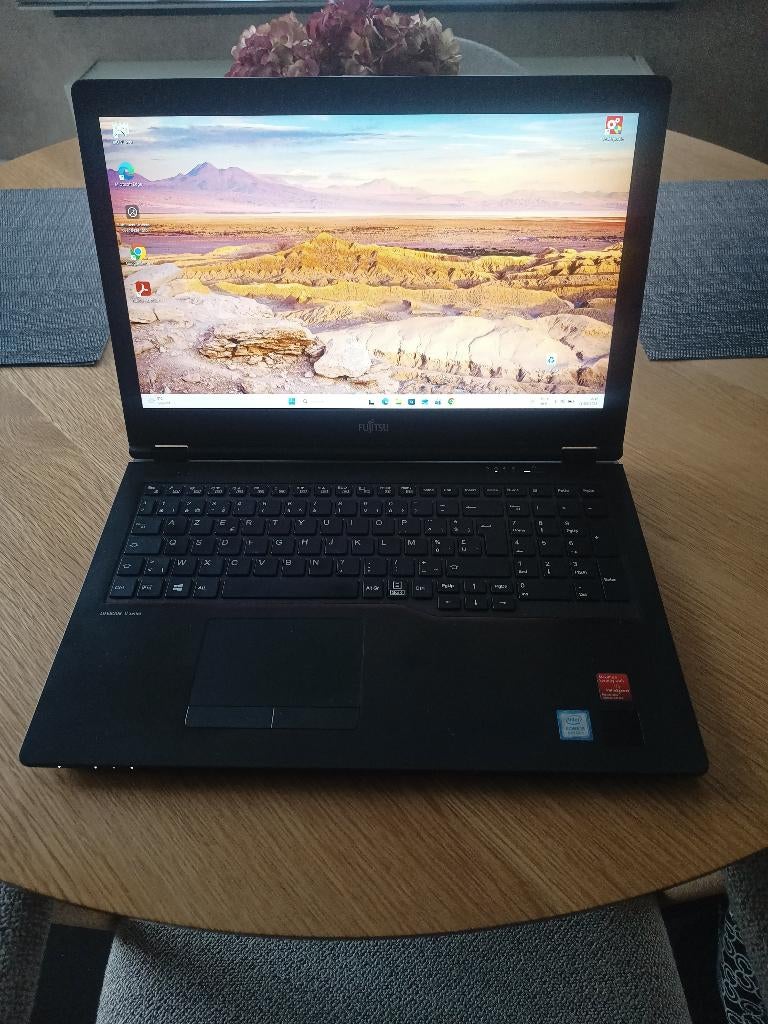 Lifebook 15,6" FHD - i5/16GB/500GB SSD - Win11Pro - Tas/Muis, Computers en Software, Ophalen of Verzenden, Azerty, SSD