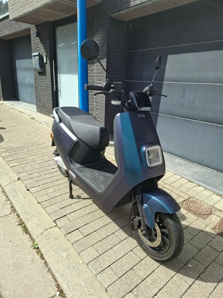 Elektrische scooter, Fietsen en Brommers, Scooters | Piaggio, Zo goed als nieuw, Klasse B (45 km/u), Elektrisch, Ophalen
