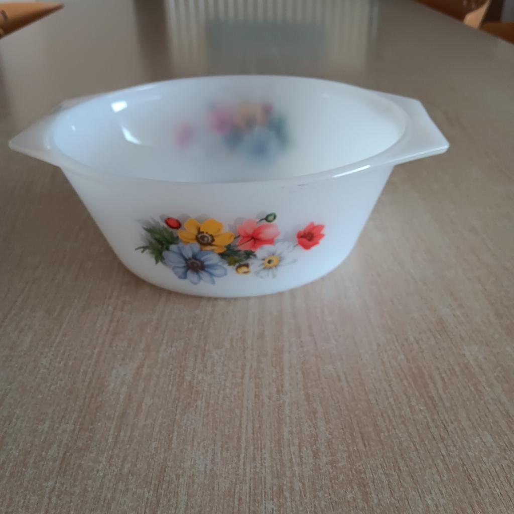 Kommetje arcopal, Antiek en Kunst, Antiek | Schalen, Ophalen