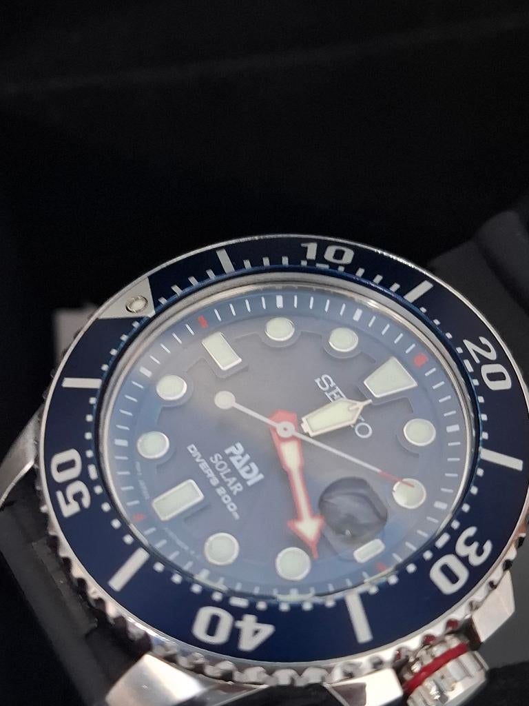 Montre seiko solaire originale comme neuf, Handtassen en Accessoires, Horloges | Heren, Ophalen, Seiko