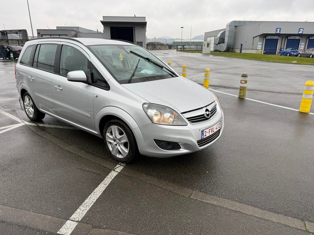 Pret. Immatriculé 2014 anne opel 7 place, Achat, Entreprise, Diesel