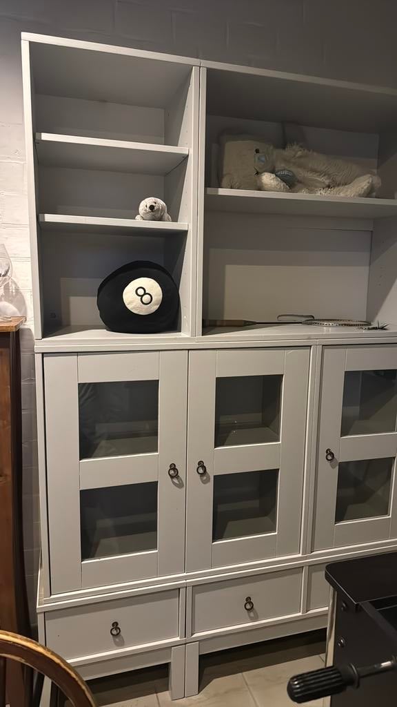 Kast grijs ikea, Huis en Inrichting, Kasten | Buffetkasten, Ophalen, Zo goed als nieuw