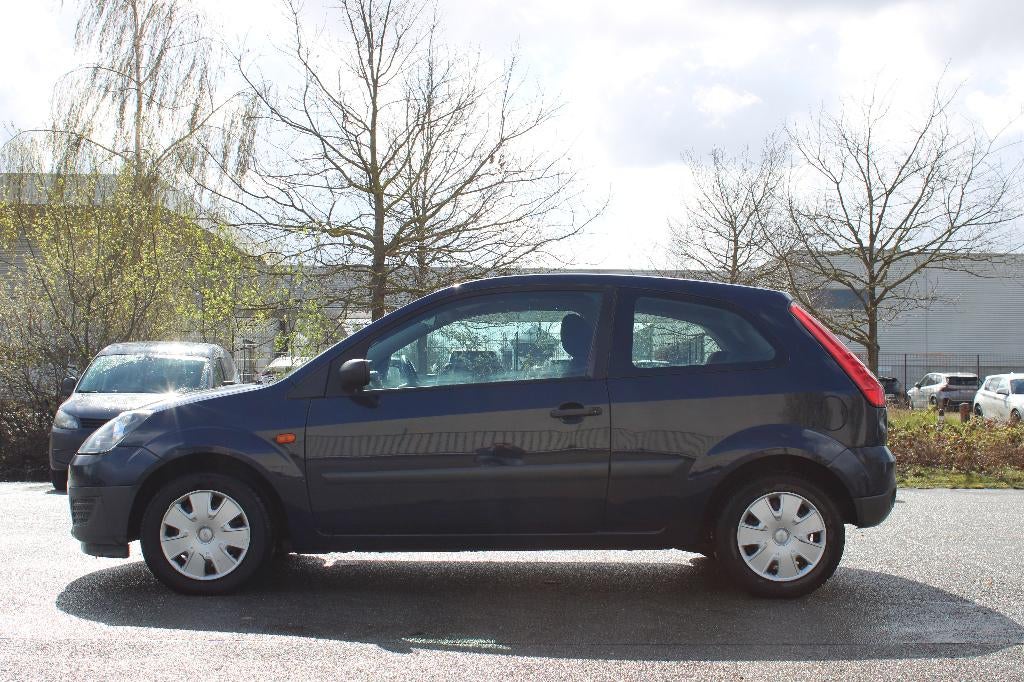 Ford Fiesta 1.3 Ambiente, Auto's, Voorwielaandrijving, 1299 cc, Stof, 140 g/km