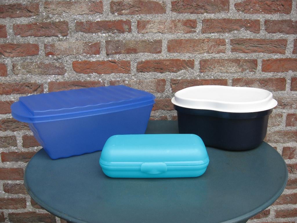 tupperware : boîte à pain et boîte à lunch, Maison & Meubles, Cuisine| Tupperware, Comme neuf, Blanc, Enlèvement ou Envoi