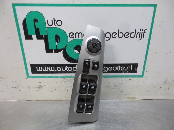 Commutateur vitre électrique d'un Kia Sportage (Sportage 05, Autos : Pièces & Accessoires, Kia, -, Utilisé, -