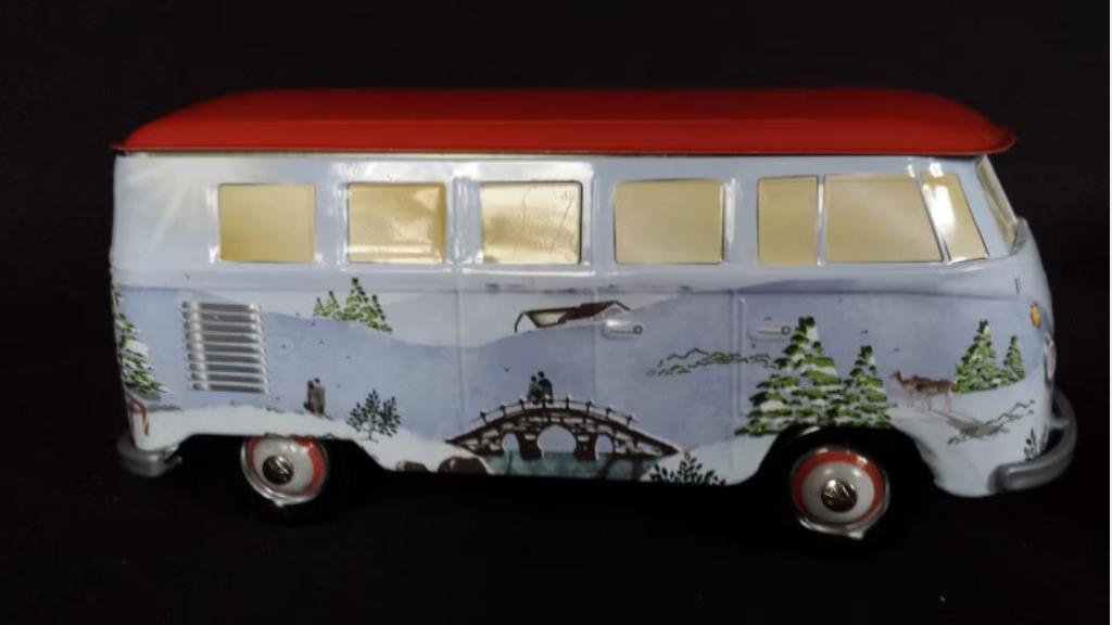 VW-bus Verzamelblik / KOEKBLIK Christian Delorme : WINTER, Verzamelen, Blikken, Zo goed als nieuw, Koek(jes), Ophalen of Verzenden