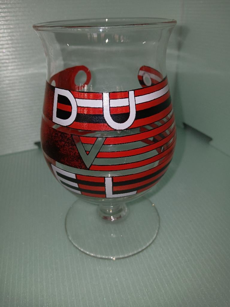 Verre sur pied DUVEL par S GLERUM en parfait état, Collections, Enlèvement ou Envoi, Comme neuf, Verre ou Verres, Duvel