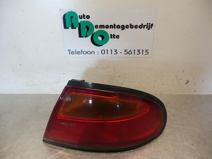 Achterlicht rechts van een Mazda 323F (323F BA 94-), Gebruikt, -, -, Ophalen of Verzenden