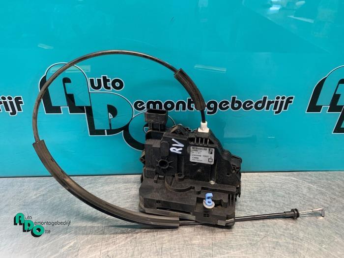 Deurslot Mechaniek 2Deurs rechts van een Fiat Punto Grande (, Gebruikt, -, -, Ophalen of Verzenden