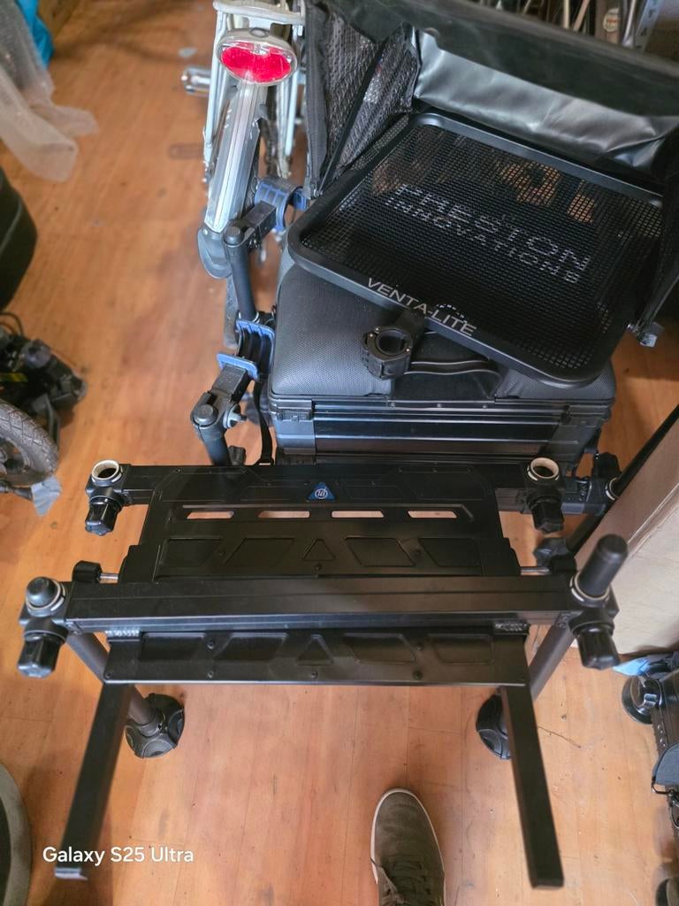 Visser bak, Dieren en Toebehoren, Ophalen of Verzenden