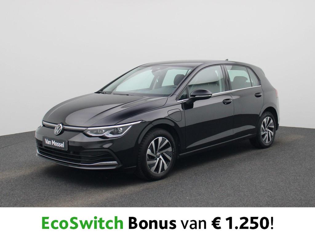 Volkswagen Golf VIII 1.4 eHybrid Style Business DSG Camera |, Auto's, Volkswagen, Stof, Gebruikt, Zwart, 4 cilinders