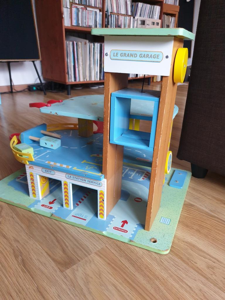 Garage en bois, Enlèvement