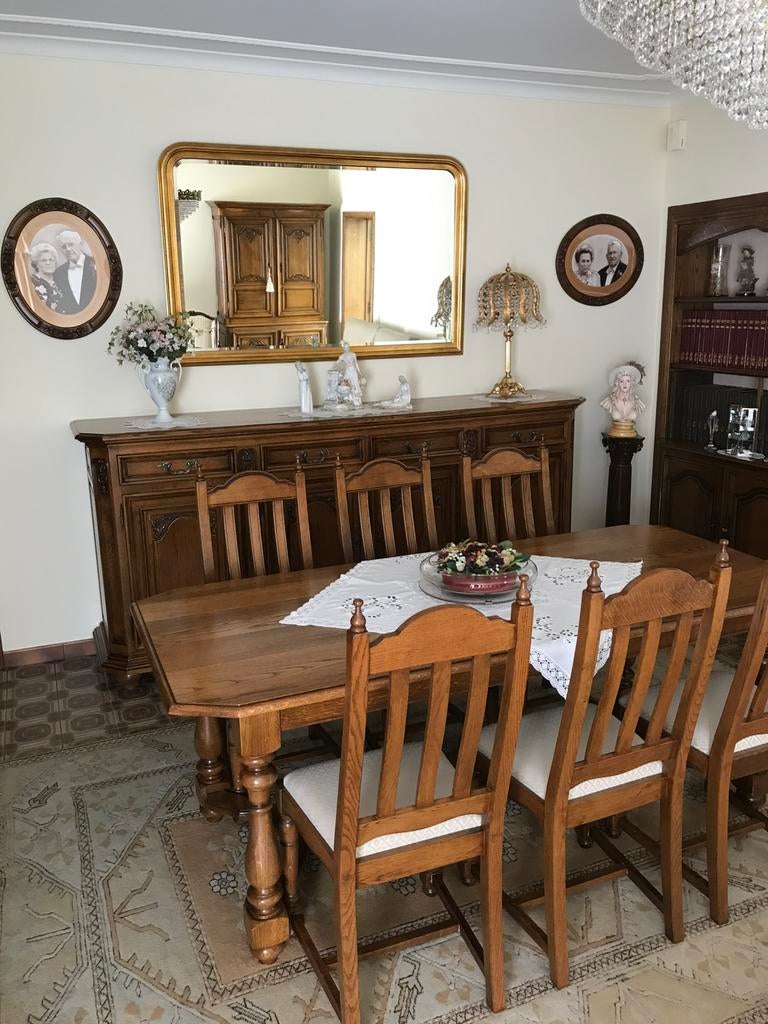 Eetkamer epoque liegois luikse stijl., Ophalen, Zo goed als nieuw