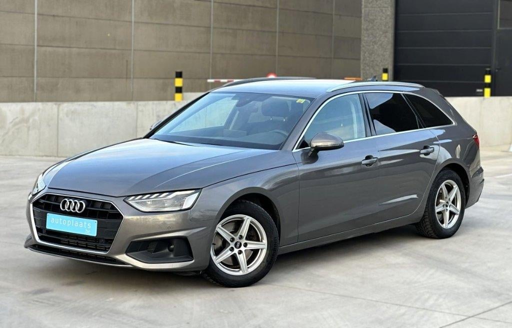 Audi A4 2022 35TFSI 68450km Hybride Matrix koplamp, Auto's, Automaat, 1984 cc, A4, Beige