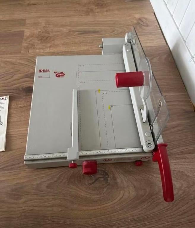 bordschaar IDEAL 1038 snijmachine - snijtafel, Ophalen, Zo goed als nieuw