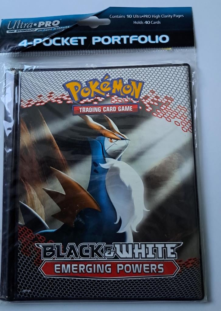 zeldzame Pokémon opbergmap Black White emerging powers, Ophalen of Verzenden, Nieuw, Sleeves of Kaarthoesjes